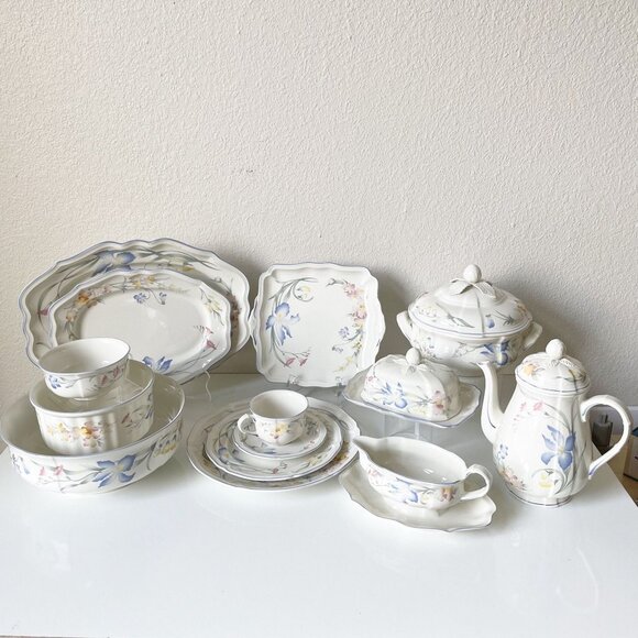 Set of 4 Villeroy & Boch RIVIERA Flat Coffee Cup & Saucer Vintage Dishes Floral - Picture 9 of 9